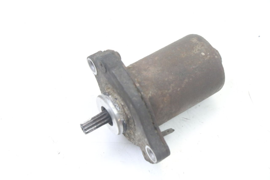 photo de STARTER MBK BOOSTER SPIRIT NAKED 50 (2004 - 2017) - Zoom on usage condition