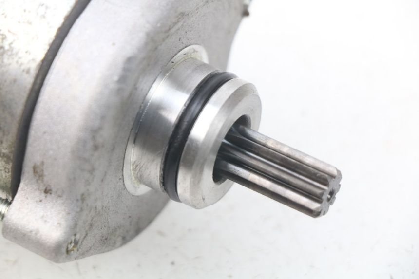 photo de STARTER PIAGGIO MP3 HPE 500 (2019 - 2022) - Technical close-up