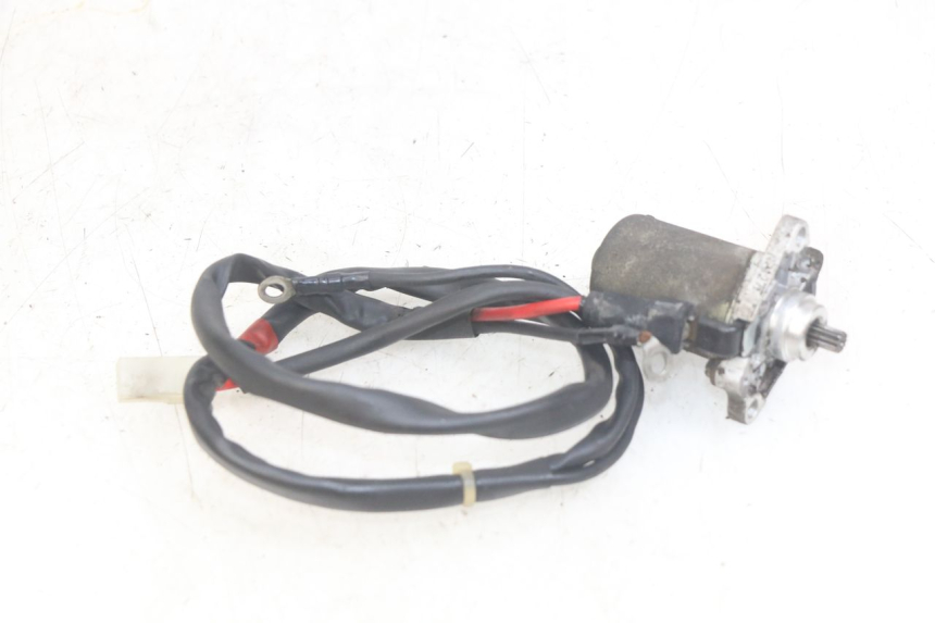 photo de STARTER PIAGGIO NEW TYPHOON 50 (2010 - 2017) - Alternative perspective