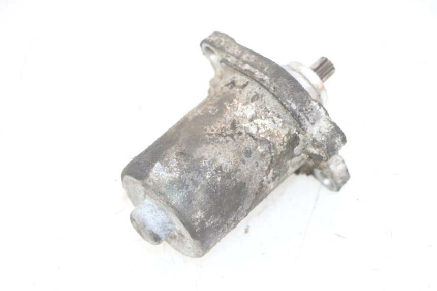 photo de STARTER PEUGEOT STREETZONE I 2T 50 (2018 - 2020) - Alternative perspective