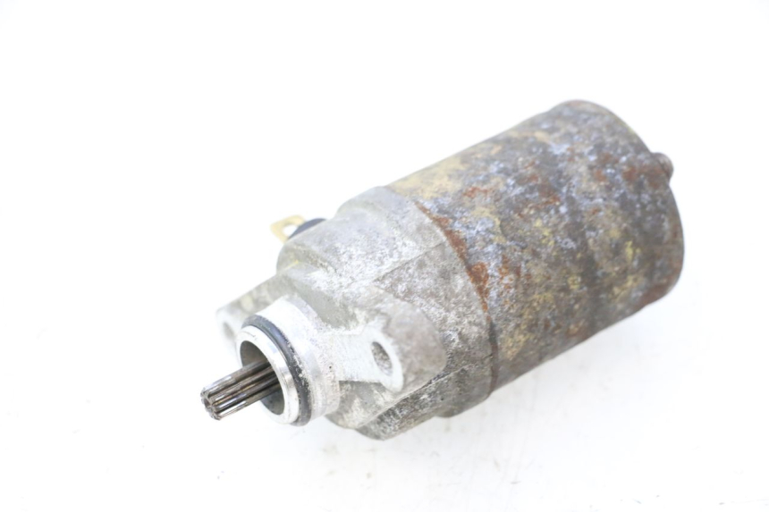 photo de STARTER TNT MOTOR ROMA 10' 4T 50 (2007 - 2018) - Zoom on usage condition