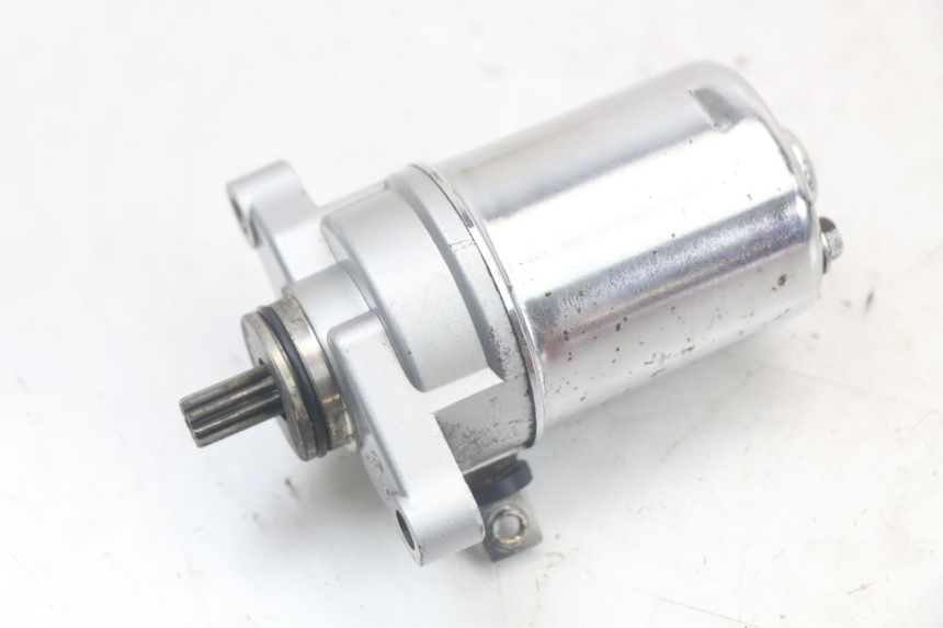 photo de STARTER KEEWAY RY6 2T 50 (2011 - 2019) - Alternative perspective