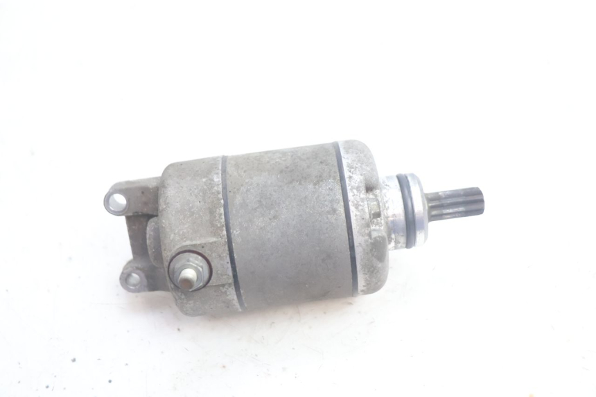 photo de STARTER PEUGEOT SATELIS 125 (2013 - 2018) - Alternative perspective