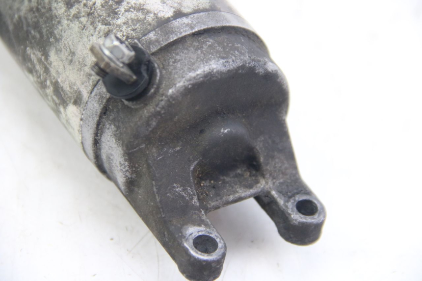 photo de STARTER SUZUKI SIXTEEN 125 (2008 - 2010) - Zoom on usage condition