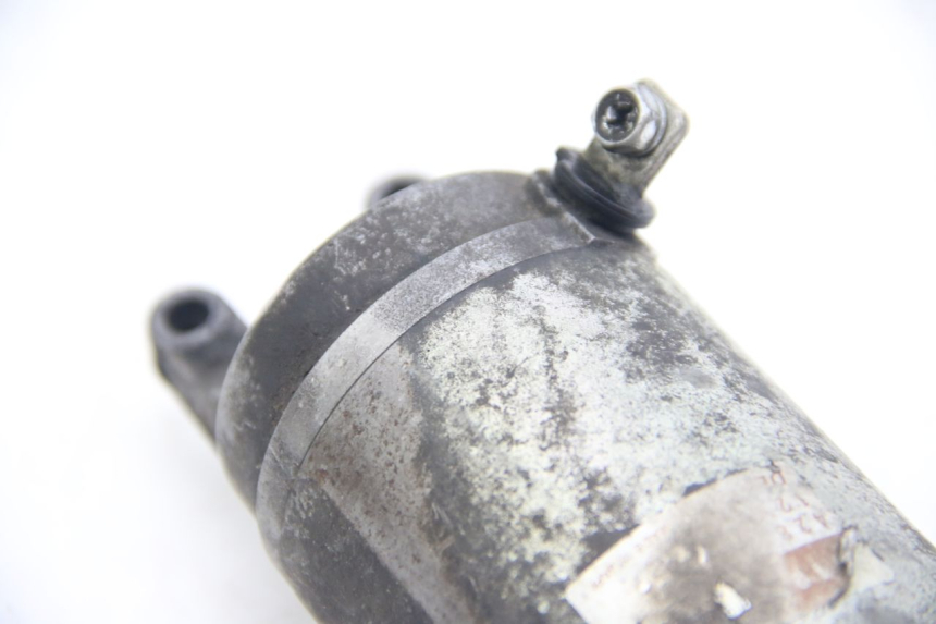 photo de STARTER SUZUKI SIXTEEN 125 (2008 - 2010) - Alternative perspective