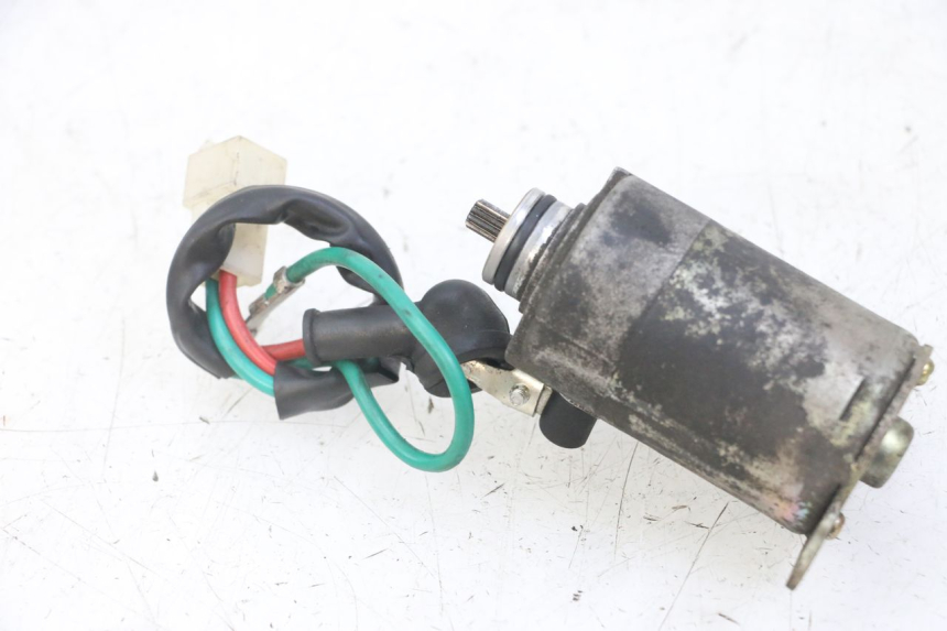 photo de STARTER PEUGEOT TWEET 4T 50 (2014 - 2019) - Alternative perspective