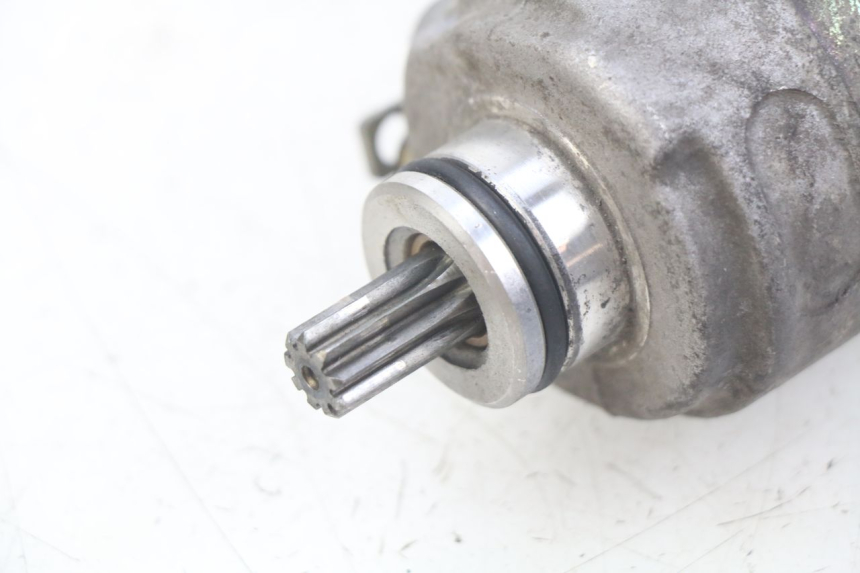 photo de STARTER PEUGEOT TWEET 125 (2010 - 2017) - Zoom on usage condition