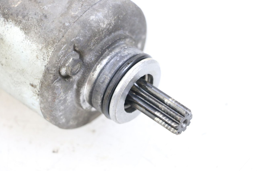 photo de STARTER SUZUKI UH BURGMAN 125 (2002 - 2006) - Zoom on usage condition