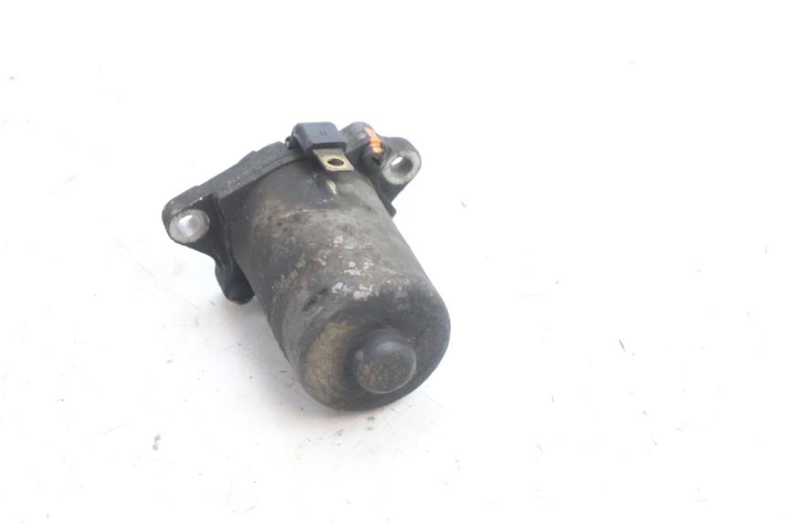 photo de STARTER PIAGGIO VESPA S 2T 50 (2007 - 2014) - Fixing points details