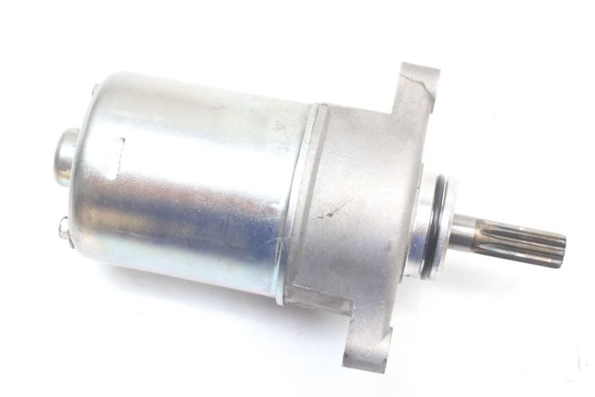 photo de STARTER YAMAHA XMAX X-MAX ABS 125 (2017 - 2020) - Alternative perspective