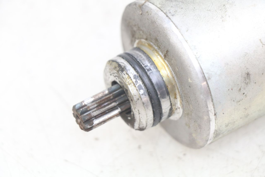 photo de STARTER PIAGGIO XEVO - X EVO 125 (2007 - 2017) - Alternative perspective