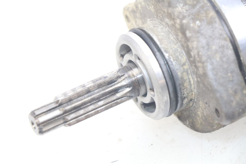 photo de STARTER SUZUKI XF FREEWIND 650 (1997 - 2003) - Alternative perspective