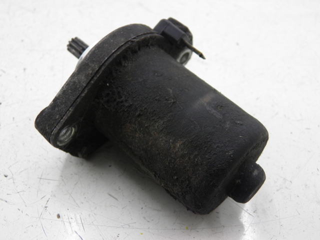 photo de STARTER YAMAHA YN NEO'S 50 (1997 - 2004) - Component detail