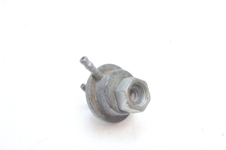 photo de FUEL TANK VALVE KYMCO AGILITY 4T 10" 50 (2005 - 2018) - Alternative perspective