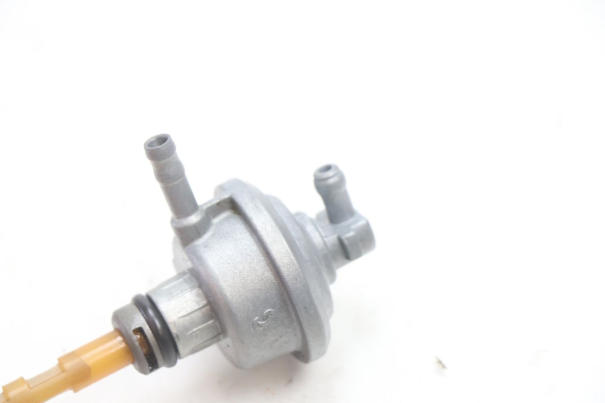 photo de FUEL TANK VALVE MBK BOOSTER ROCKET 50 (2004 - 2016) - Component detail