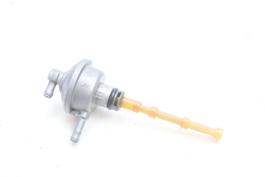 photo de FUEL TANK VALVE MBK BOOSTER ROCKET 50 (2004 - 2016) - Zoom on usage condition