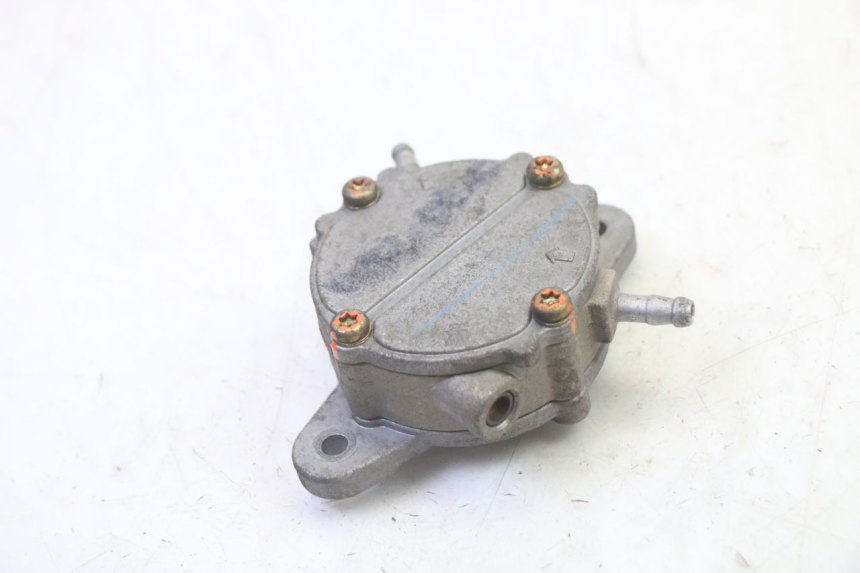 photo de FUEL TANK VALVE KYMCO GRAND DINK 125 (2008 - 2014) - Zoom on usage condition