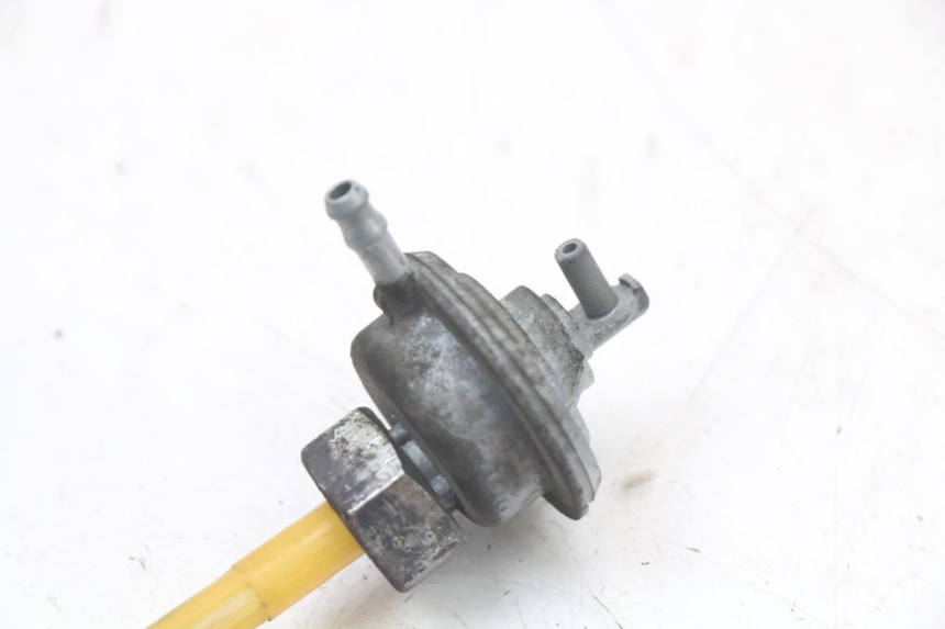 photo de FUEL TANK VALVE HONDA NES AROBASE 125 (2000 - 2003) - Component detail