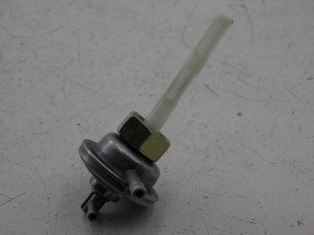 photo de FUEL TANK VALVE JM MOTOR JULIA 50 (2010 - 2014) - Main view