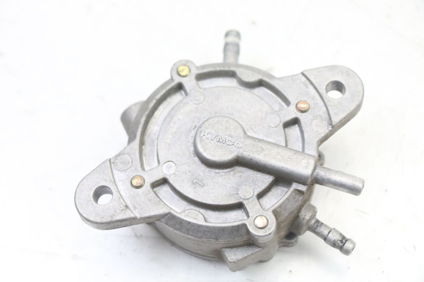 photo de FUEL TANK VALVE KYMCO GRAND DINK 125 (2008 - 2014) - Zoom on usage condition