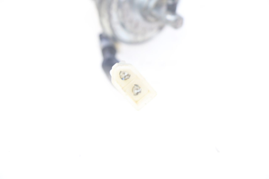 photo de FUEL TANK VALVE PEUGEOT LUDIX BLASTER 50 (2006 - 2014) - Zoom on usage condition
