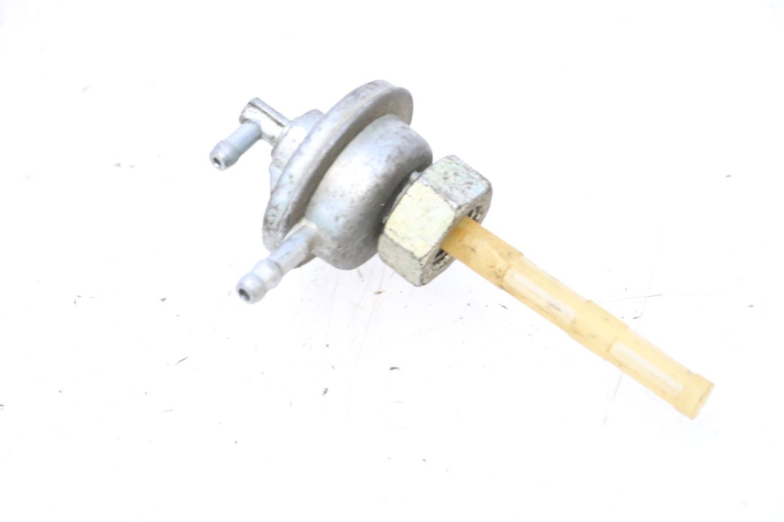 photo de FUEL TANK VALVE KEEWAY MATRIX RX9 125 (2006 - 2007) - Zoom on usage condition