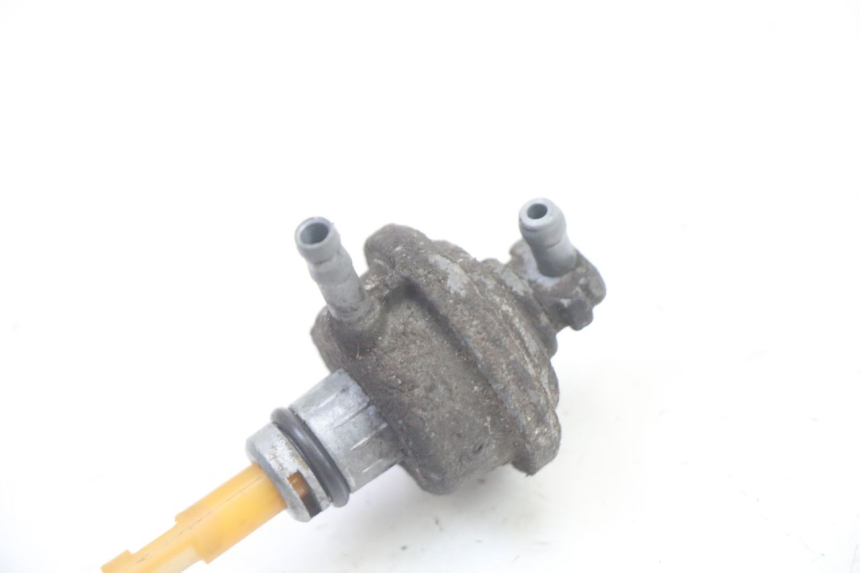 photo de FUEL TANK VALVE MBK BOOSTER SPIRIT NAKED 50 (2004 - 2017) - Component detail