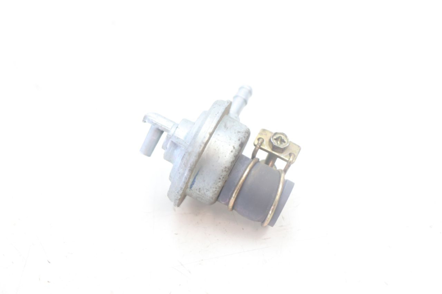 photo de FUEL TANK VALVE SYM MIO 50 (2005 - 2010) - Zoom on usage condition