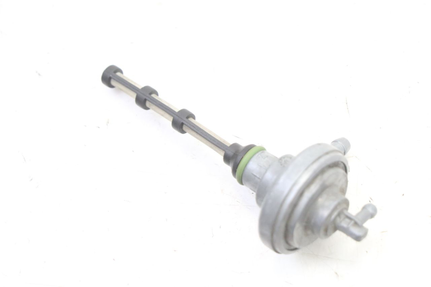 photo de FUEL TANK VENT PIAGGIO NEW TYPHOON 50 (2018 - 2021) - Alternative perspective