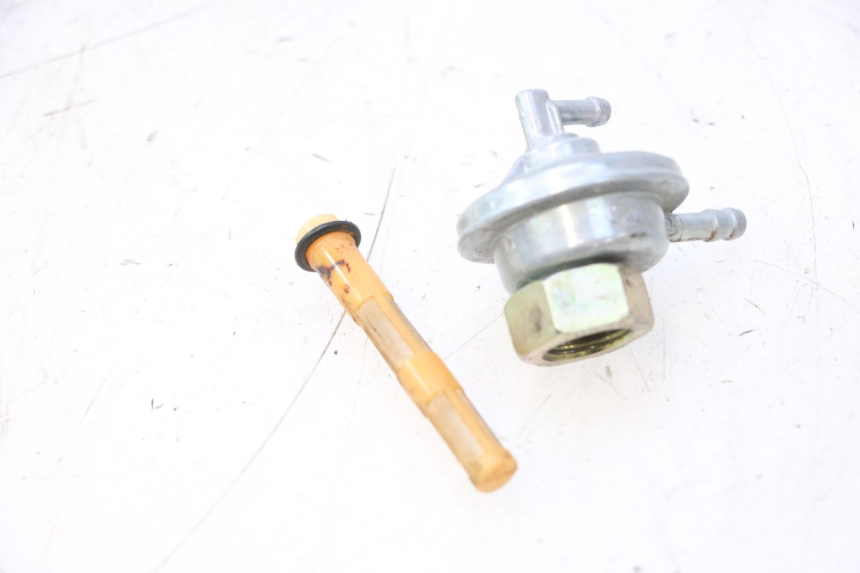 photo de FUEL TANK VALVE TNT MOTOR ROMA 12' 2T 50 (2007 - 2018) - Component detail