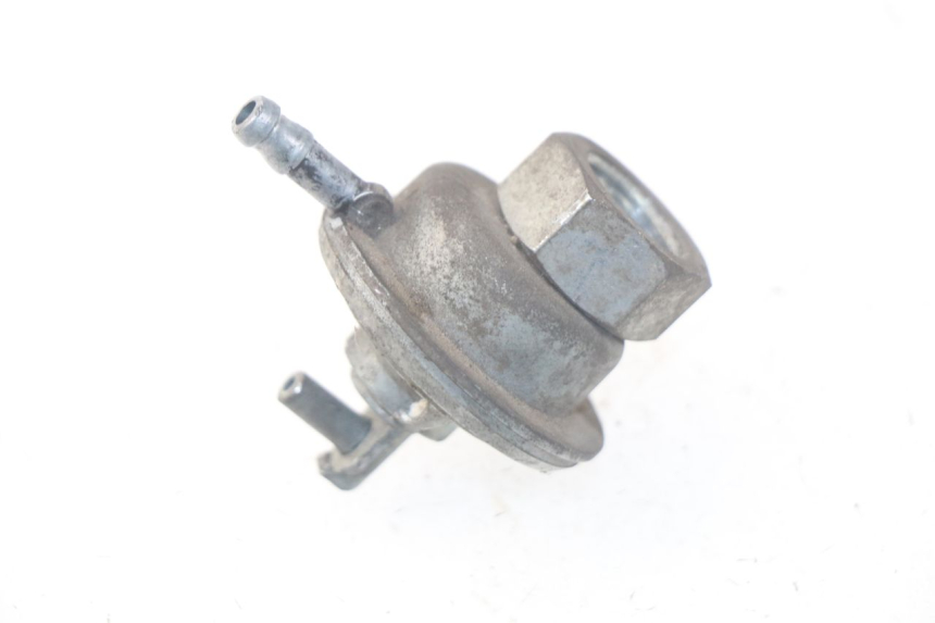 photo de FUEL TANK VALVE HONDA SES DYLAN 125 (2002 - 2006) - Zoom on usage condition