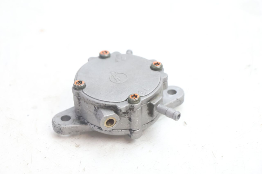 photo de FUEL TANK VALVE RAZZO STEED 125 (2012 - 2018) - Zoom on usage condition