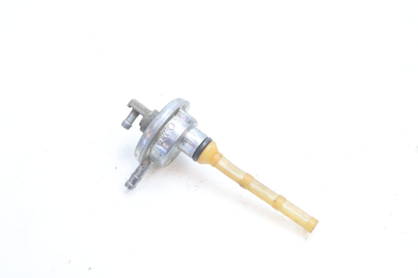 photo de FUEL TANK VALVE PEUGEOT TREKKER 50 (1995 - 2004) - Zoom on usage condition