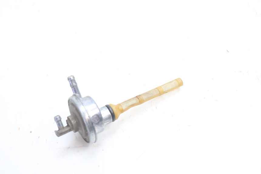 photo de FUEL TANK VALVE PEUGEOT TREKKER 50 (1995 - 2004) - Alternative perspective