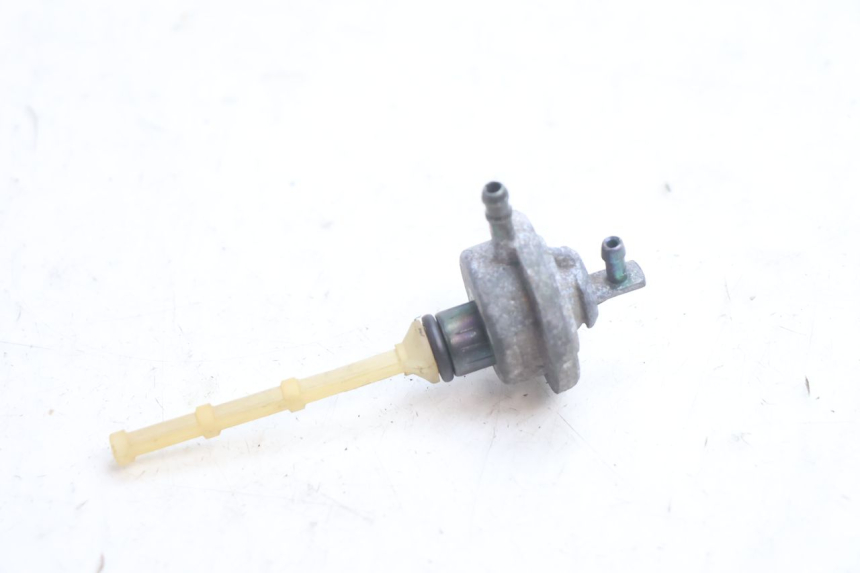 photo de FUEL TANK VALVE PEUGEOT TREKKER 50 (1995 - 2004) - Main view