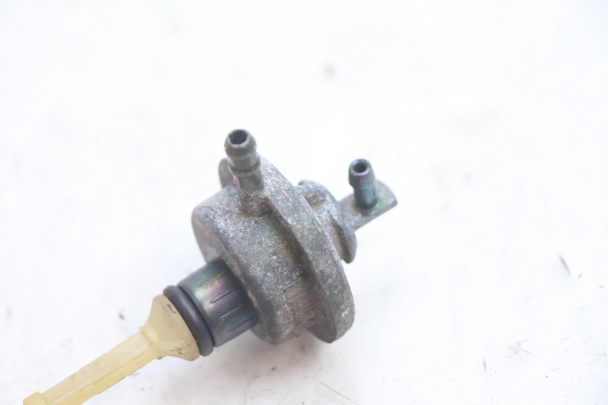 photo de FUEL TANK VALVE PEUGEOT TREKKER 50 (1995 - 2004) - Component detail