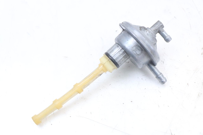 photo de FUEL TANK VALVE PIAGGIO TYPHOON 50 (2000 - 2009) - Main view