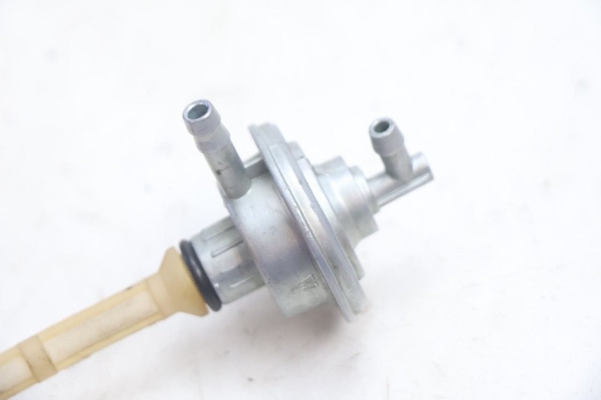 photo de FUEL TANK VALVE PIAGGIO TYPHOON 50 (2000 - 2009) - Component detail