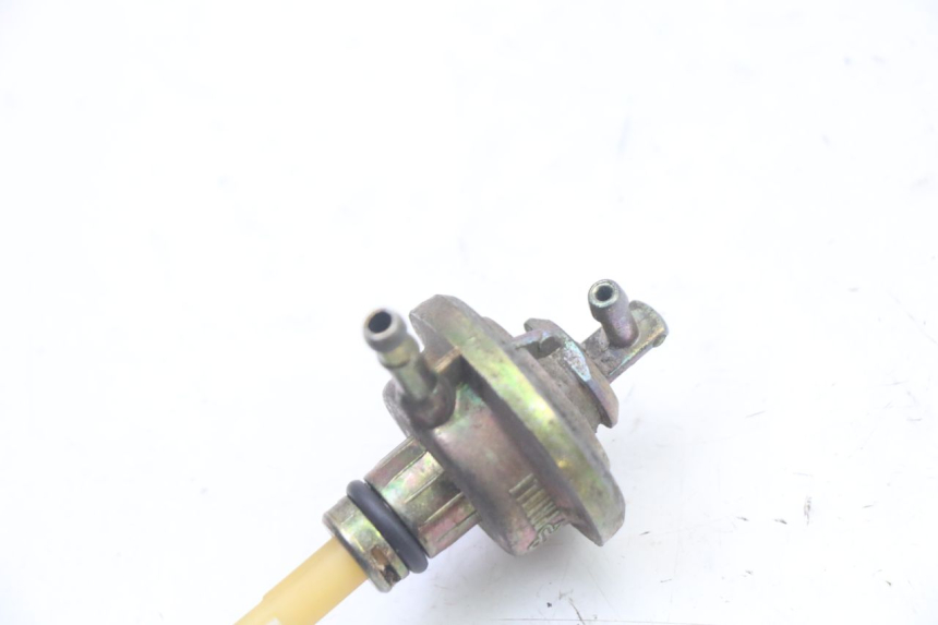 photo de FUEL TANK VALVE YAMAHA WHY 50 (1998 - 2000) - Zoom on usage condition