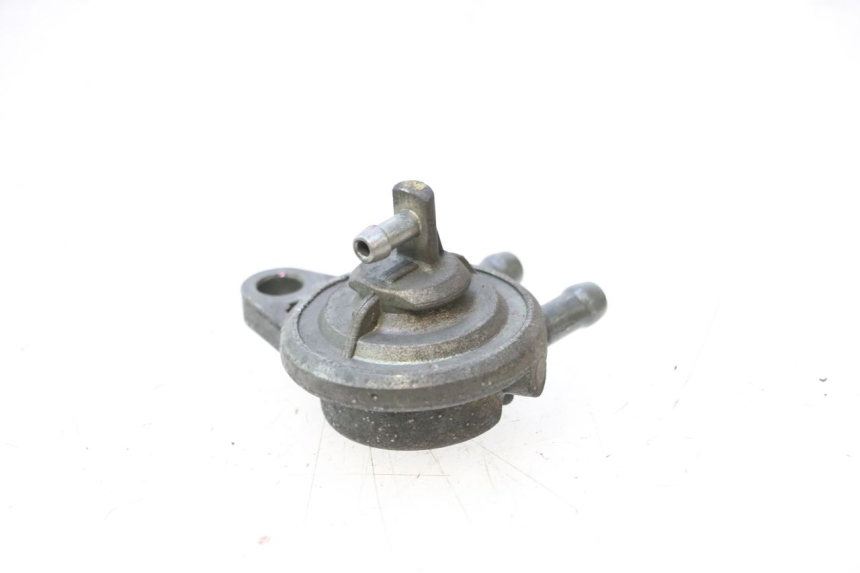 photo de FUEL TANK VENT YAMAHA YP MAJESTY 125 (1998 - 2001) - Main view