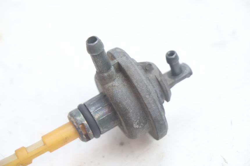 photo de FUEL TANK VENT YAMAHA YP MAJESTY 125 (2002 - 2006) - Component detail