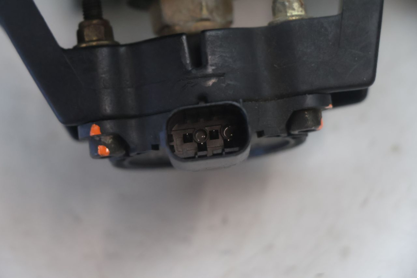 photo de POWER STEERING UNIT CAN-AM SPYDER RS 1000 (2008 - 2012) - Surface and material condition