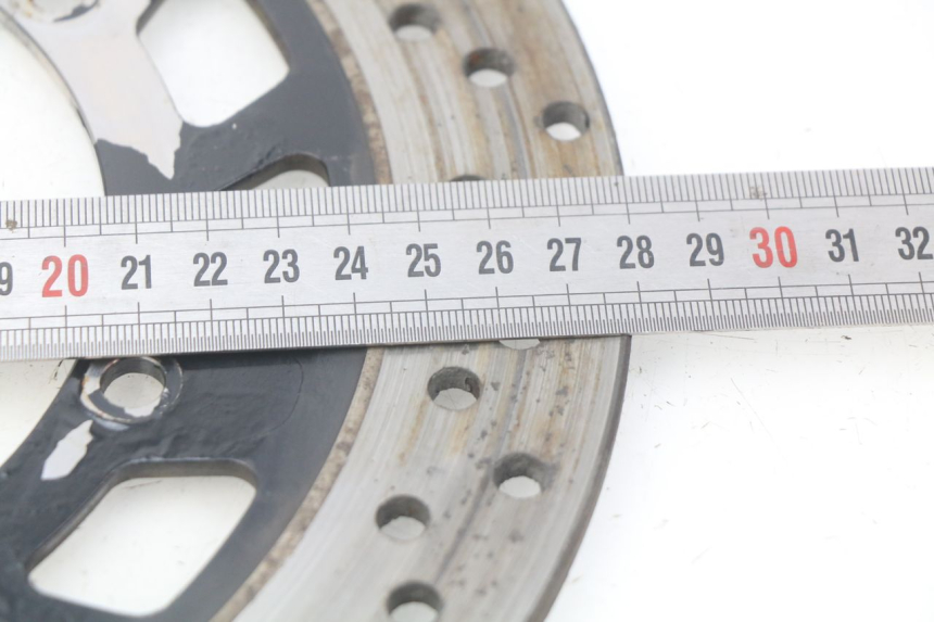 photo de REAR BRAKE DISC YAMAHA FJR ABS 1300 (2016 - 2020) - Zoom on usage condition