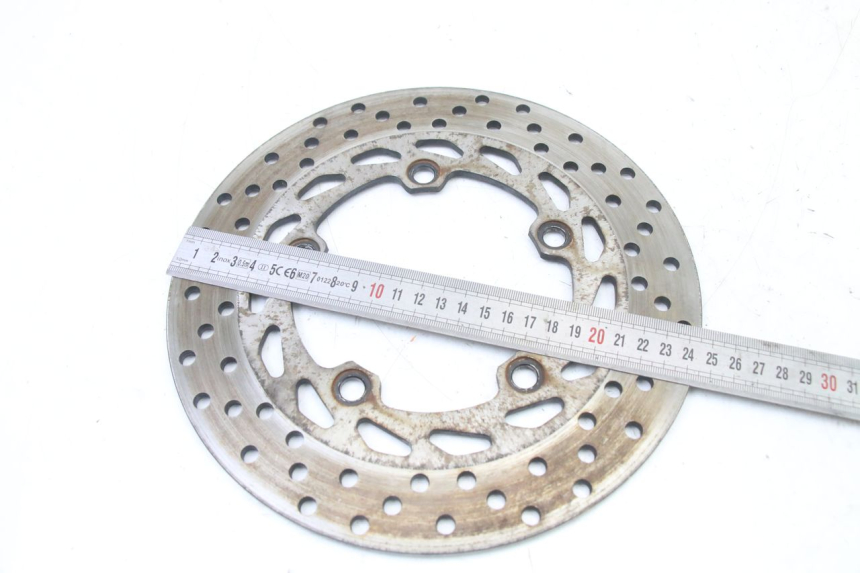 photo de REAR BRAKE DISC YAMAHA FZ6 FAZER S2 600 (2007 - 2011) - Zoom on usage condition