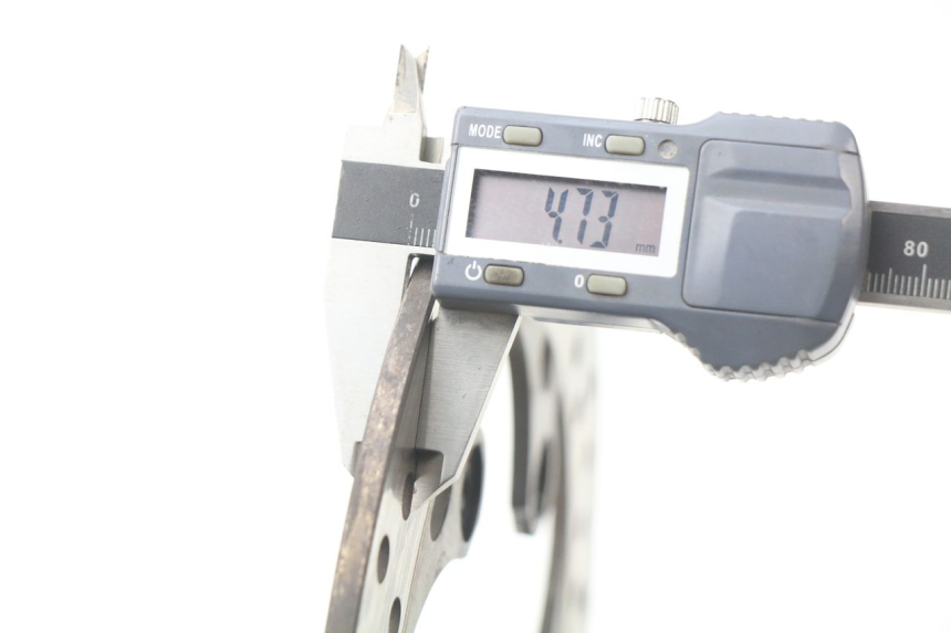 photo de REAR BRAKE DISC SUZUKI GSX-R GSXR 750 (2011 - 2016) - Technical close-up