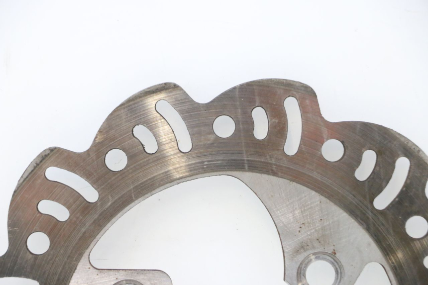 photo de REAR BRAKE DISC LONGJIA LJ50QT 8M 2T 50 (2010 - 2017) - Surface and material condition