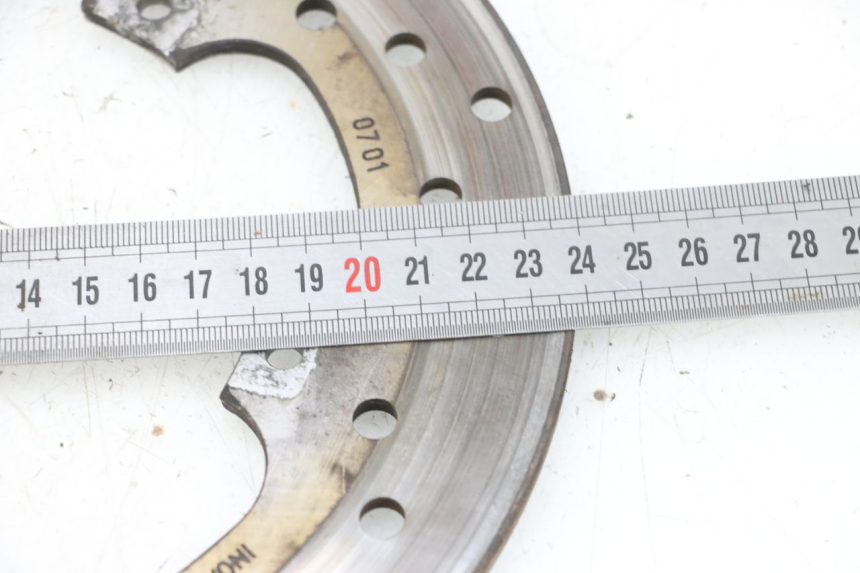 photo de REAR BRAKE DISC PIAGGIO MP3 HPE 300 (2019 - 2026) - Zoom on usage condition