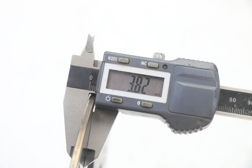 photo de REAR BRAKE DISC PEUGEOT SATELIS 125 (2013 - 2018) - Technical close-up