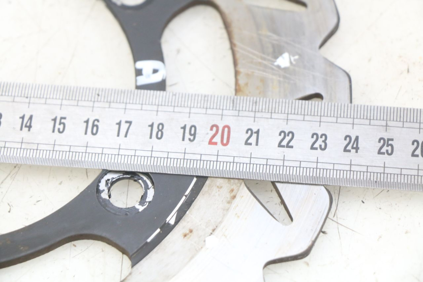 photo de REAR BRAKE DISC YAMASAKI RAPTOR 50 (2013 - 2018) - Zoom on usage condition