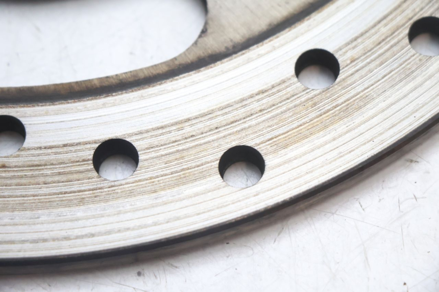 photo de REAR BRAKE DISC HARLEY DAVIDSON ROAD GLIDE FLTRXSE 1920 (2018 - 2022) - Technical close-up